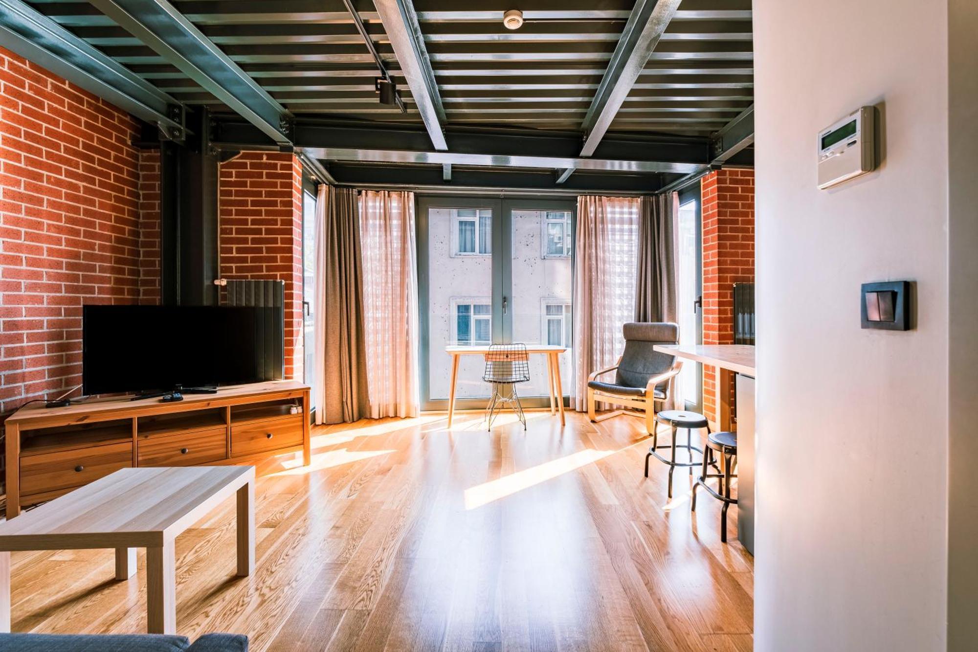 Apartment Homie - 